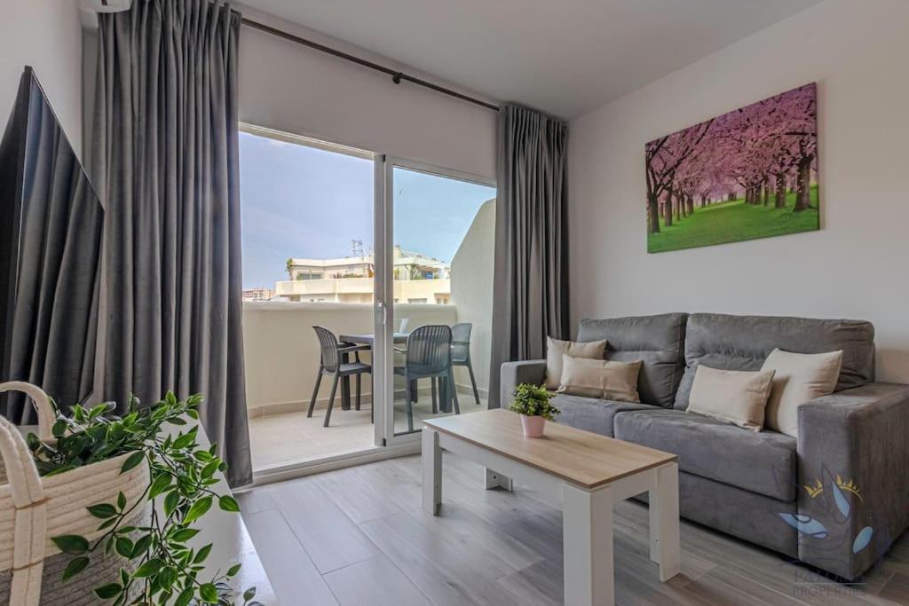Precioso Apt De 1 Habitacion En Benalbeach Benalmadena Luaran gambar